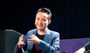 kriptoarena-tron-kurucusundan-bitcoin-destekcisi-baskan-adayina-acik-cek