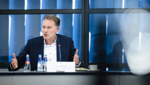 Üst Düzey Yönetici: Hollanda Bitcoin (BTC)'e Dair Her Seyi Yasaklamalı!