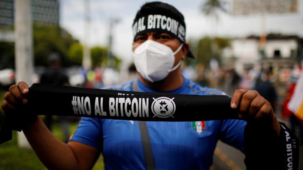 El Salvador'da Emekliler Ayaklandı: Bitcoin Devrimi Hayata Geçecek mi?