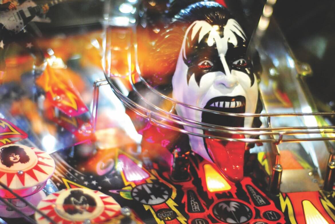 Ünlü Rock Yıldızı Gene Simmons Yatırım Yaptığı Kripto Para Birimlerini Açıkladı