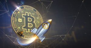 Mayıs'taki Çöküşü Öngören Analist: Bitcoin ve Bu Altcoin Rekor Seviyelere Ulaşacak