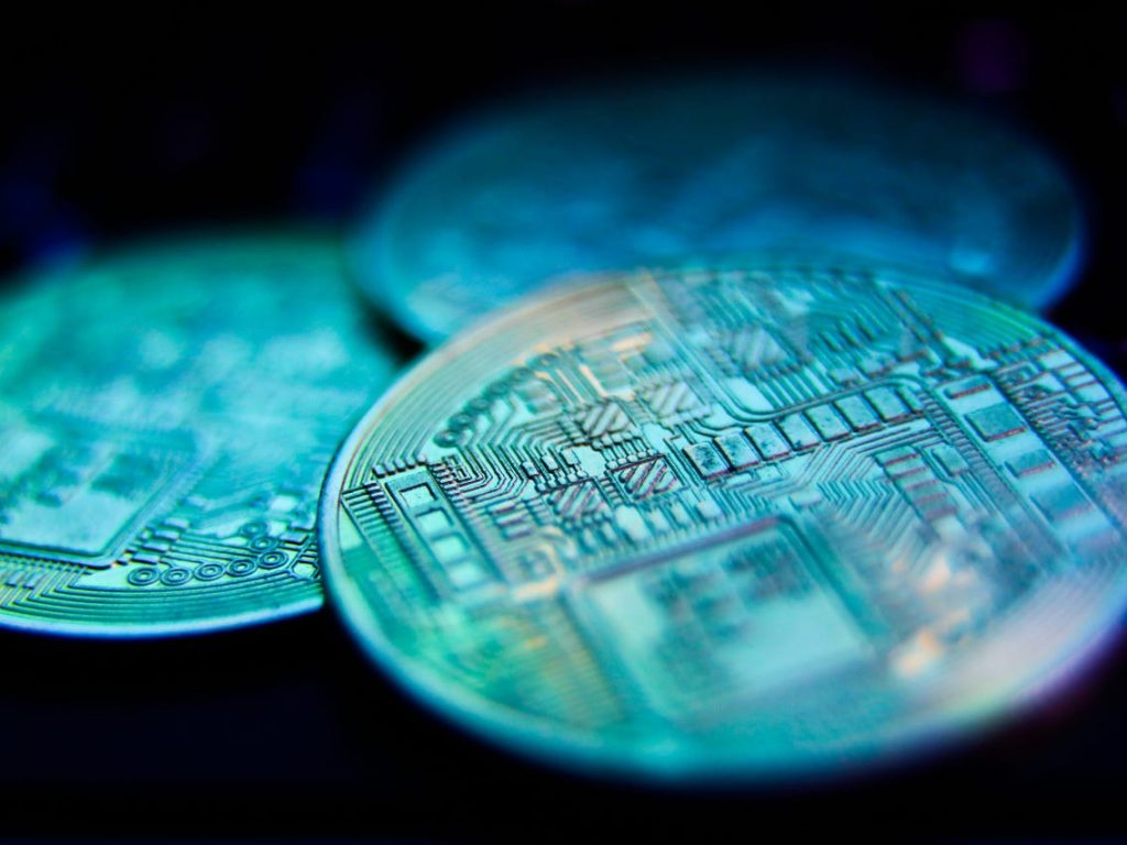 Popüler Analist: 3 Altcoin Rekor Seviyelere Ulaşacak