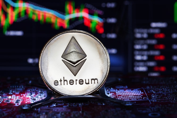 Ünlü CEO Açıkladı: Bu Altcoin Bitcoin'den Daha İyi!