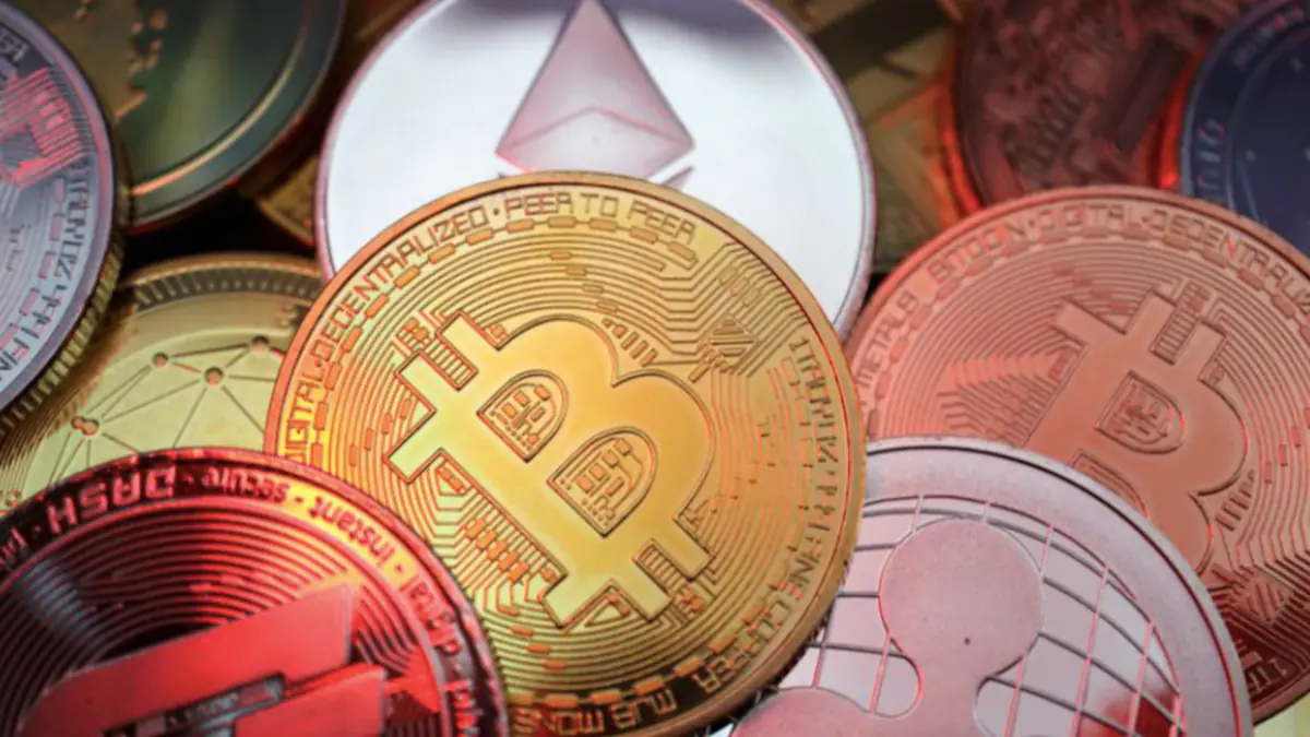 Uzman Görüşü: BTC Düşüşü Devam Ederse Bu Altcoin'ler Çökecek!