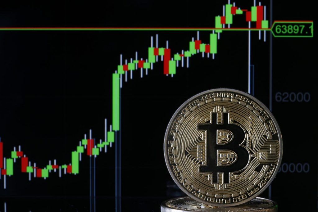 BTC Hangi Yönde Kırılacak? 10 Gün İçerisinde Bu Fiyatı Görebilir!