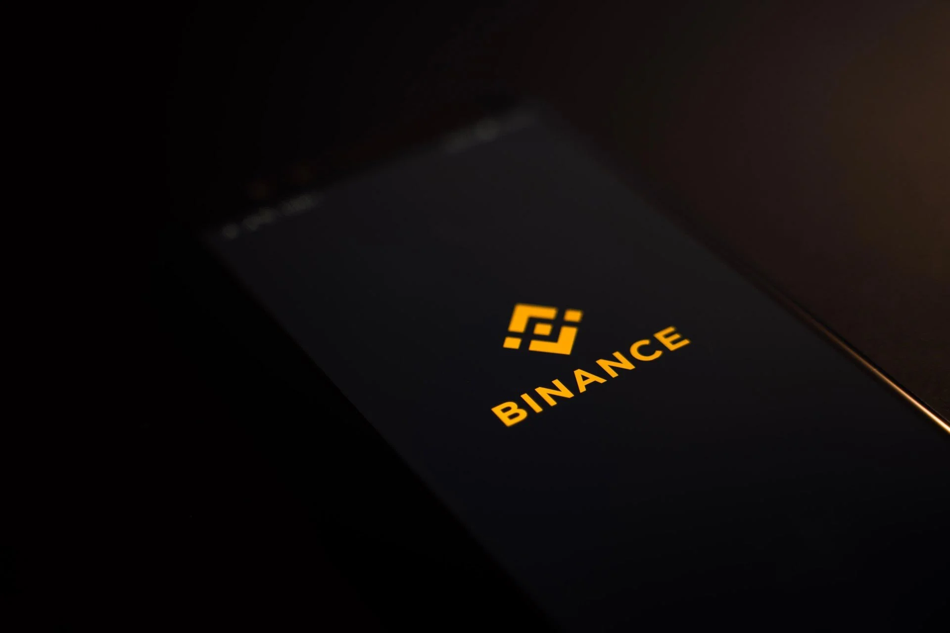 Binance 'Soruşturma ve Askıya Alma İşlemiyle' Bu Altcoin Eriyor!