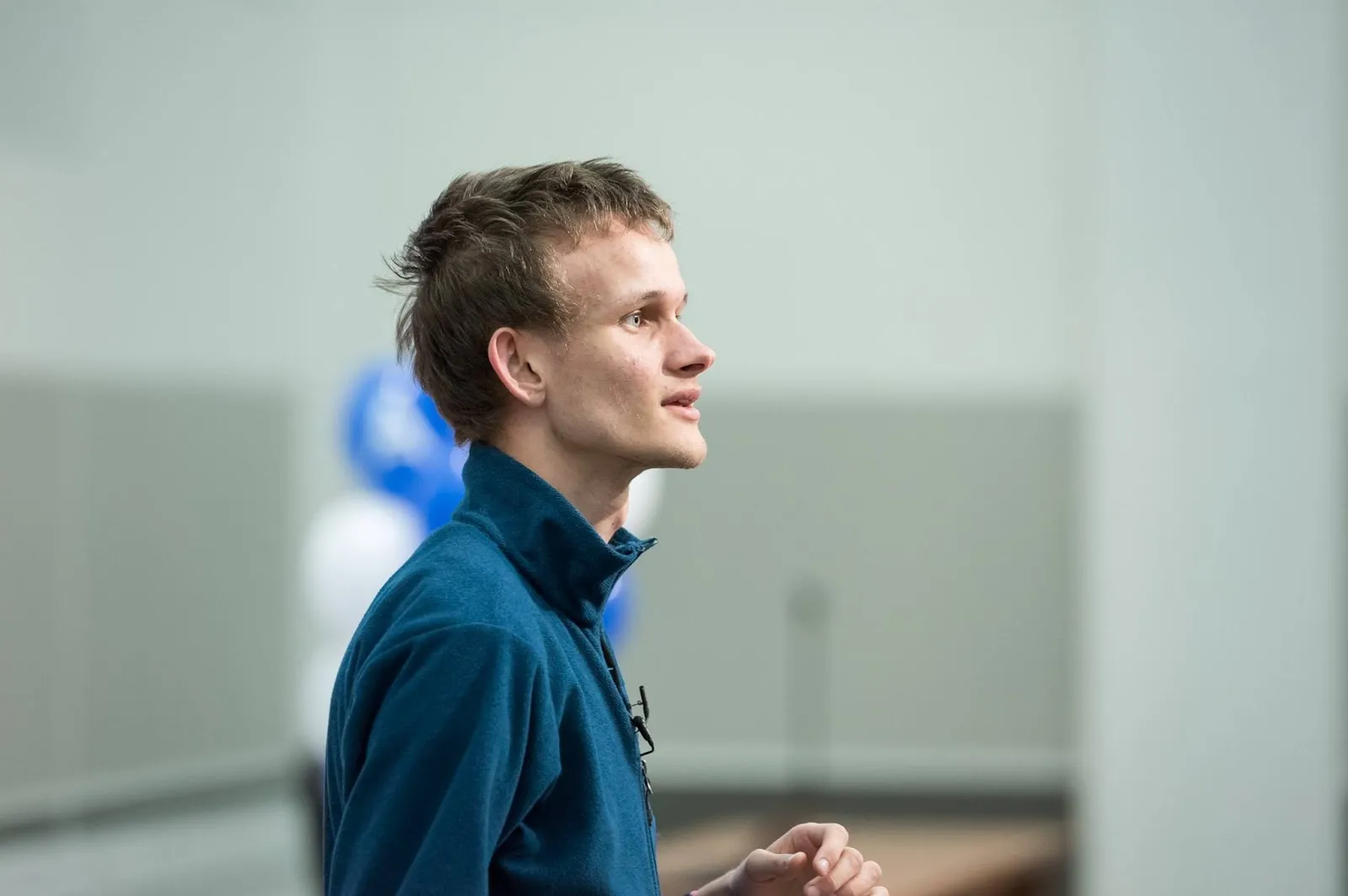 Vitalik Buterin Manşetlerde: Bu 3 Altcoin'den Satıyor!