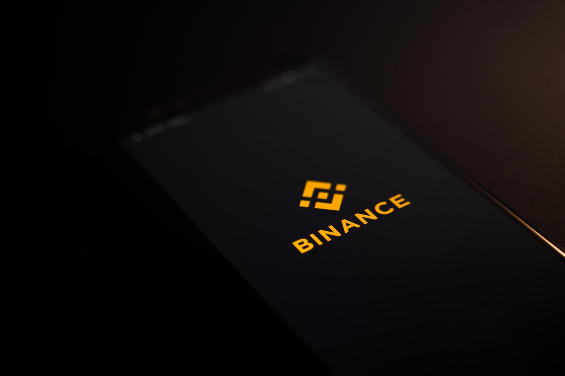 Binance Lisans İptali ile Karşı Karşıya! Neler Oluyor?