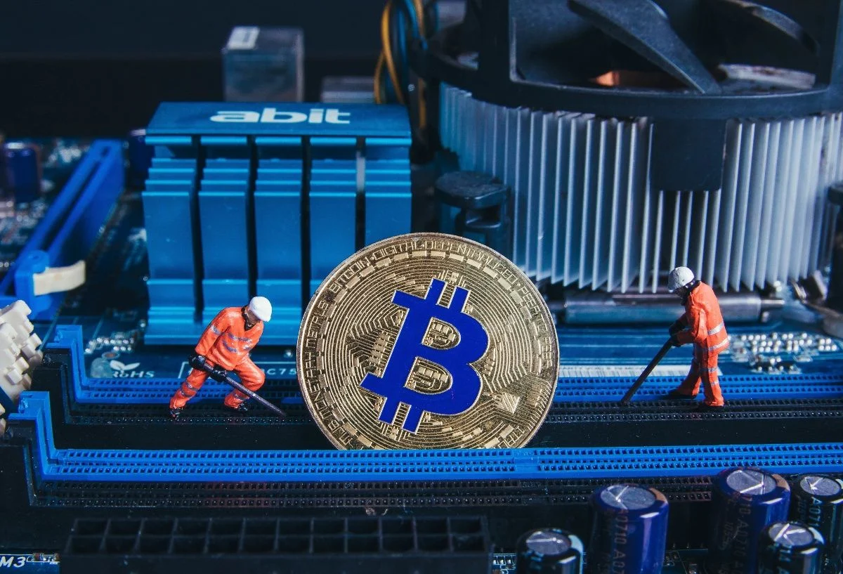 Dikkat: Madenciler Borsalara 128 Milyon Dolarlık Bitcoin Gönderdi!