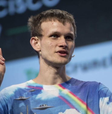 Dikkat: Vitalik Buterin ETH'lerini Transfer Ediyor! Arkasında Ne Var?