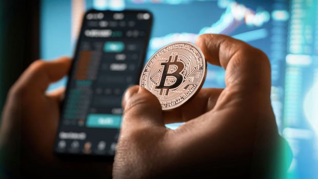 Bitcoin Ağı Kullanıcıları Şaşırttı: Kullanıcıya Rekor İşlem Ücreti!