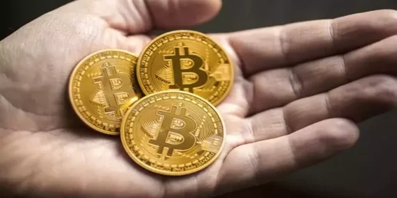 Bitcoin Hakimiyeti Zirvede! BTC Yükselmeye Devam Edecek Mi, Altcoin Nasıl Etkilenecek? Ünlü Analist Değerlendirdi!