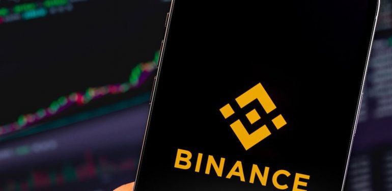 Binance, ArkhamIntel’e Yatırım Yaparak Fiyatları Hareketlendirdi!
