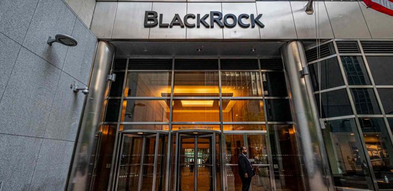BlackRock, Bitcoin ETF Başvurusunu SEC İçin Yeniden Düzenledi