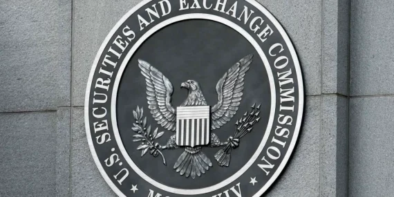 SEC, BlackRock’un Bitcoin Spot ETF’sinde Değişiklik Önerisini İnceleme Sürecine Aldı: Bloomberg Analisti Değerlendirdi