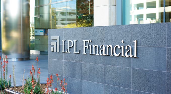 LPL Financial, Bitcoin (BTC) Spot ETF’ye Katılma Kararı Verdi