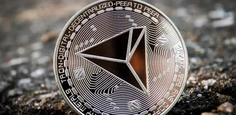 Tron 9,9 Milyon Token Yakarak, BTT Yükselişe Geçti!