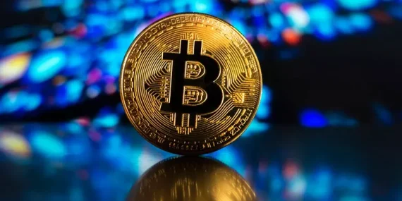 Bitcoin Karşıtı Peter Schiff, BTC Fiyatındaki Son Yükseliş İçin Yeni Bir Bakış Açısı Sundu