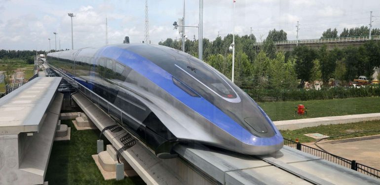 Çin’in Maglev Treni, Düşük Vakumlu Testte Hız Rekoru Kırdı: 623 km/h!